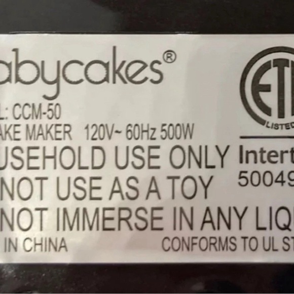 Babycakes Mini Cupcake Maker in Pink NIB - Picture 7 of 7